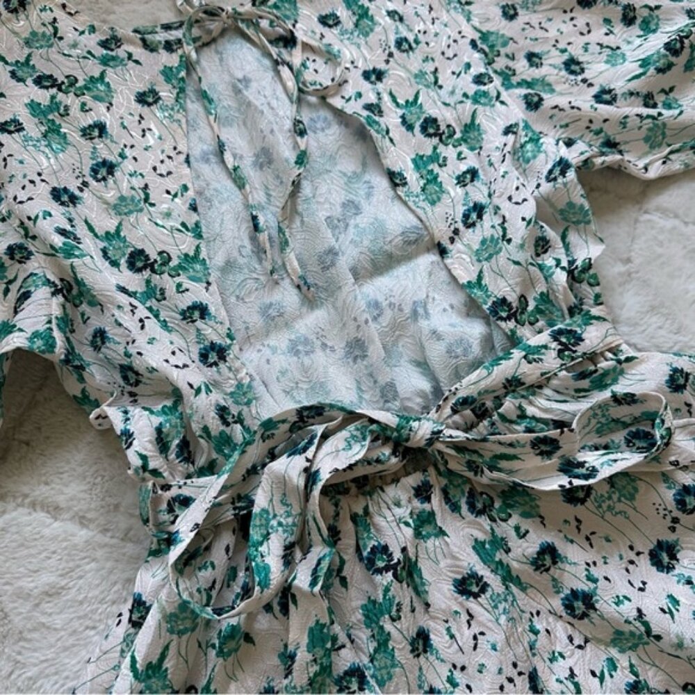 Code X Mode | Elbow Sleeve Floral Open Back Mini Dress | Size Medium - Picture 6 of 10